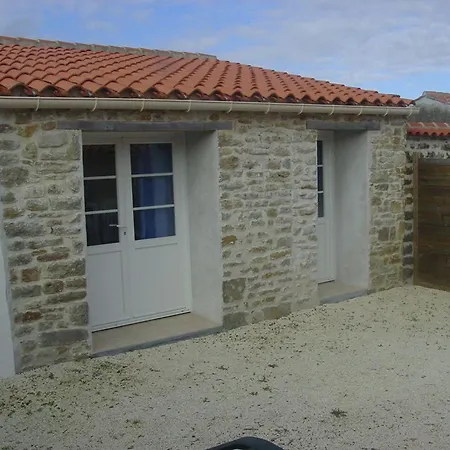 Holiday home Pigeonnier Renove Avec Wi-fi, Proche Port Bourgenay - Fr-1-426-578 *