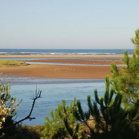 Pigeonnier Renove Avec Wi-fi, Proche Port Bourgenay - Fr-1-426-578 Holiday home Saint-Hilaire-de-Talmont
