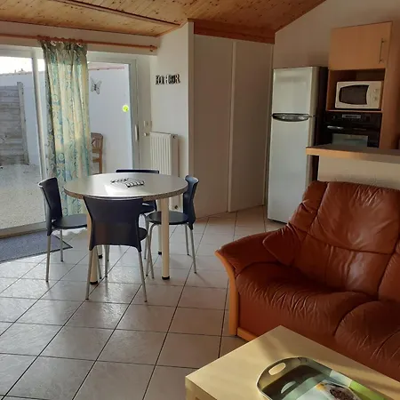 Holiday home Pigeonnier Renove Avec Wi-fi, Proche Port Bourgenay - Fr-1-426-578 Saint-Hilaire-de-Talmont